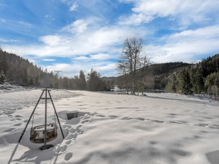 Foto van exterieur van Vakantiehuis Birkelandin de winter