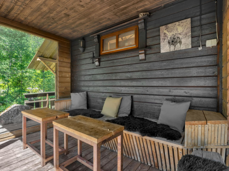 Foto van exterieur van Vakantiehuis Eikerapenin de winter