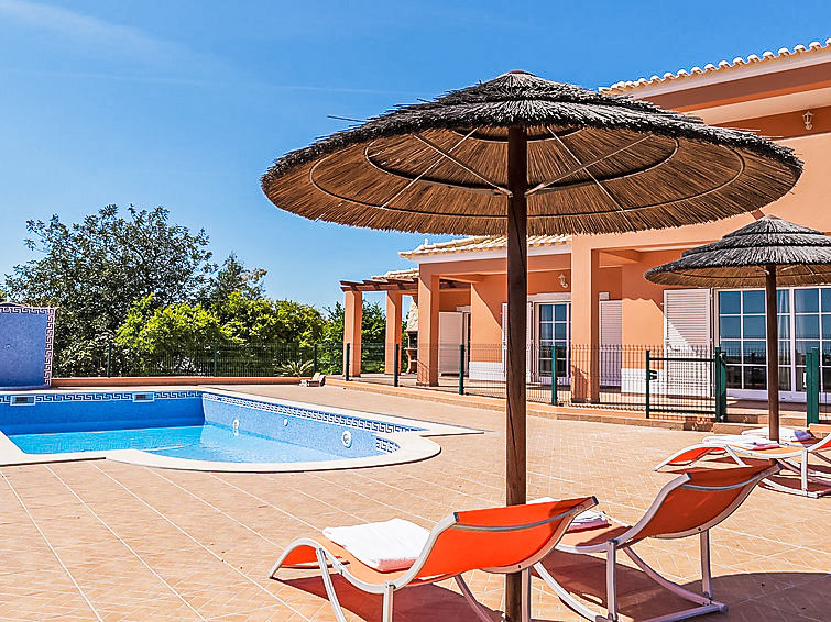Ontdek de Rust en Ruimte van Villa Da Horta in de Algarve | Out! Vakantiehuizen