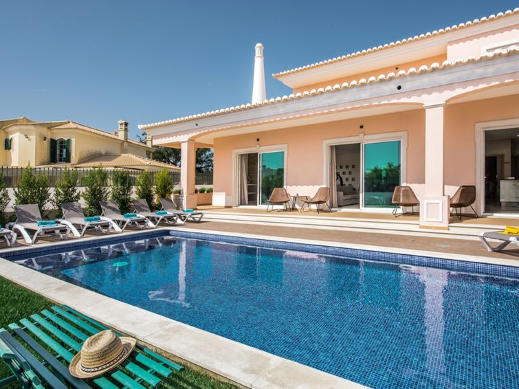 Foto van exterieur van Vakantiehuis Albufeira