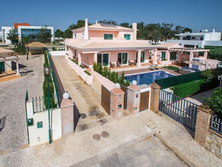 Foto van exterieur van Vakantiehuis Albufeira