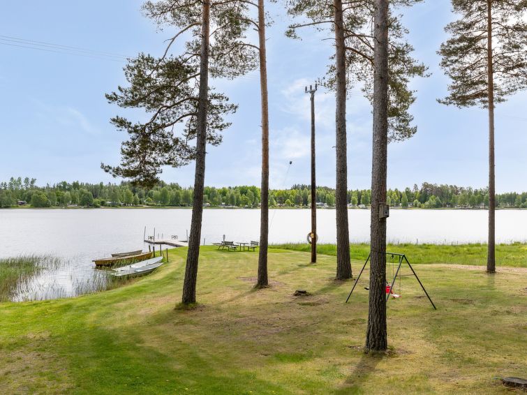 Foto van exterieur van Vakantiehuis Nässjöin de winter Foto van exterieur van Vakantiehuis Nässjöin de winter