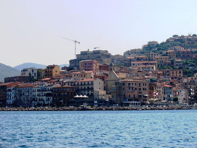 Porto Santo Stefano op het schiereiland Monte Argentario